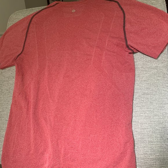 lululemon Mens Metal Vent Tech Training Tee - Picture 2 of 2